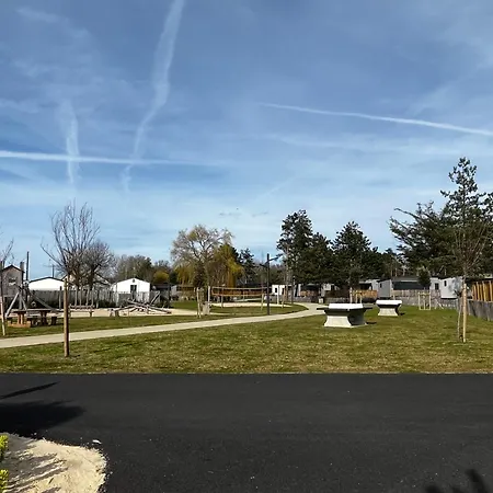 165 * Jullouville-les-Pins